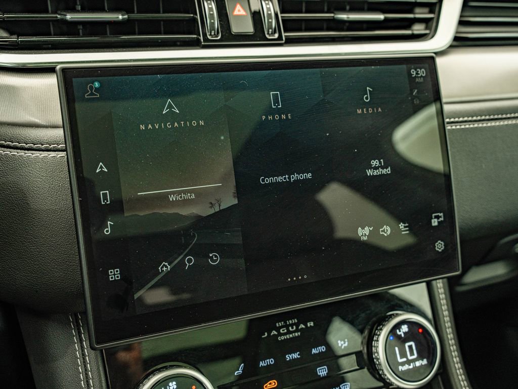 Certified 2025 Jaguar F-PACE R-Dynamic S AWD/4WD image 23