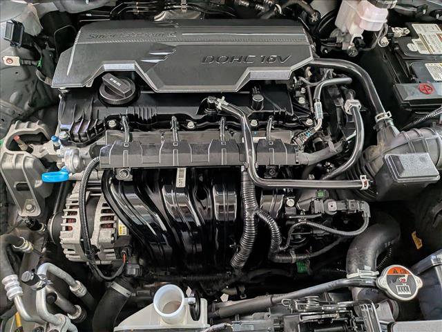 Used 2025 Hyundai Kona SEL FWD image 21