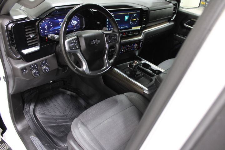 Used 2024 Chevrolet Silverado 1500 LT Trail Boss w/ Protection Package image 45