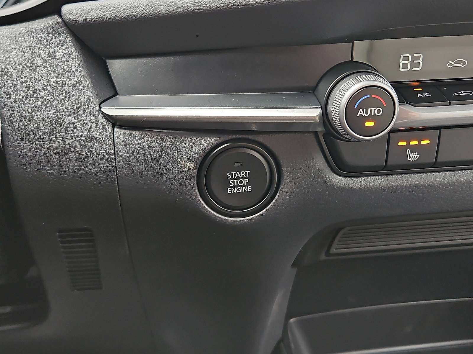 New 2026 MAZDA CX-30 AWD 2.5 S w/ Select Sport Pkg image 17