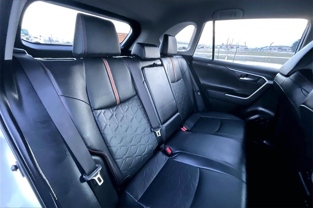 Used 2024 Toyota RAV4 Adventure image 27