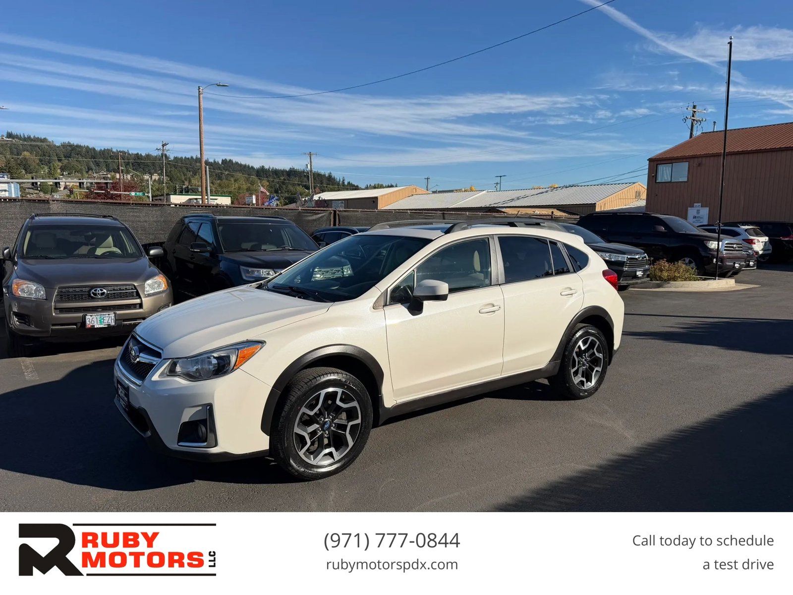Used 2016 Subaru Crosstrek 2.0i Premium w/ Moonroof Package AWD/4WD image 1