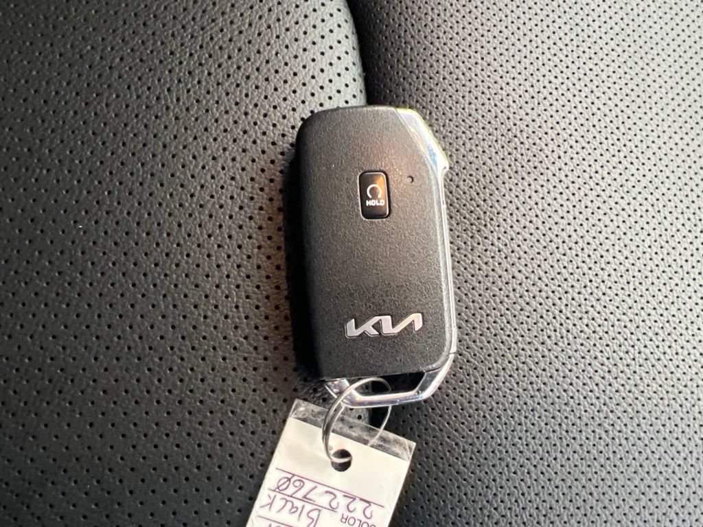 Certified 2024 Kia Sportage EX FWD image 25
