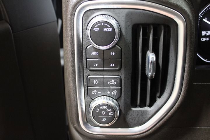 Used 2022 GMC Sierra 1500 Denali w/ Driver Alert Package II AWD/4WD image 42