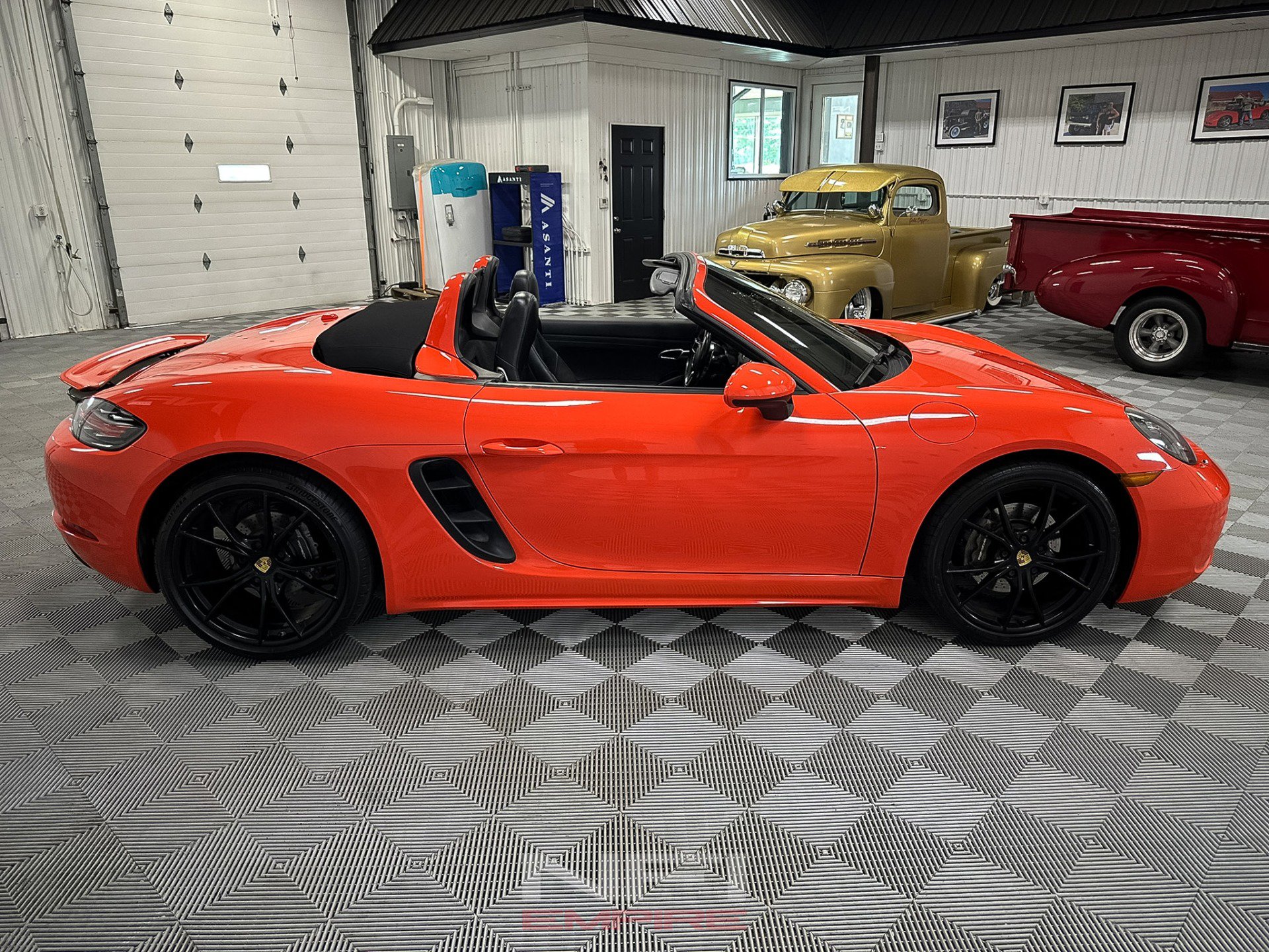 Used 2017 Porsche 718 Boxster image 12
