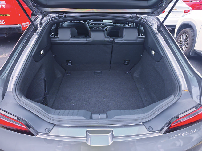 Used 2024 Acura Integra A-Spec FWD image 9