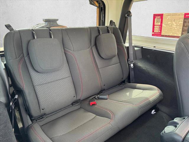 Used 2023 Jeep Wrangler Rubicon AWD/4WD image 19