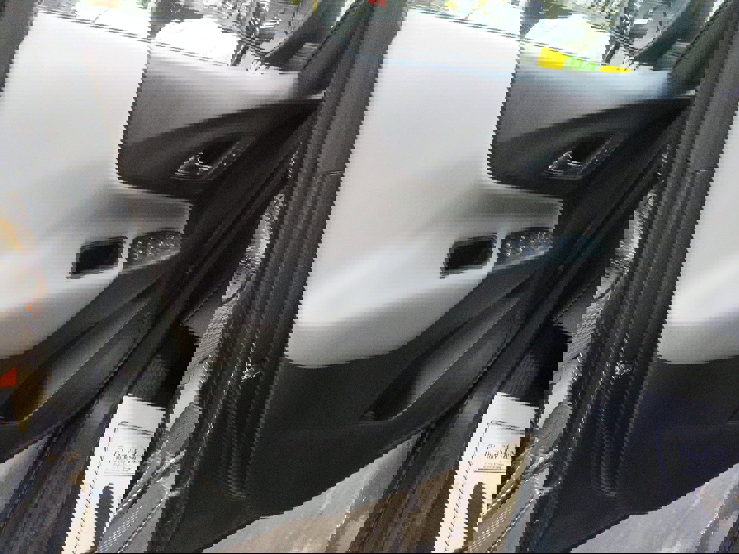 Used 2019 Chevrolet Equinox LS image 13