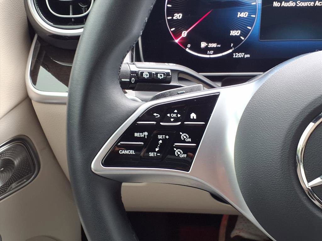 Used 2024 Mercedes-Benz GLC 300 4MATIC image 15