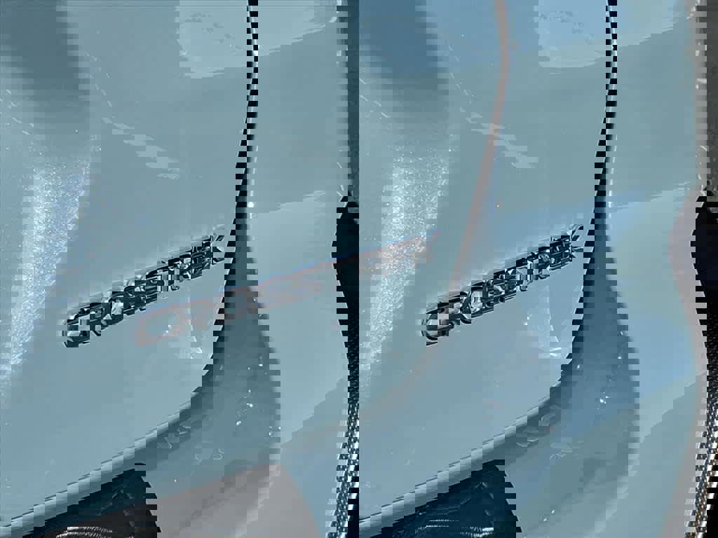 Certified 2025 Subaru Crosstrek 2.0i Premium image 15