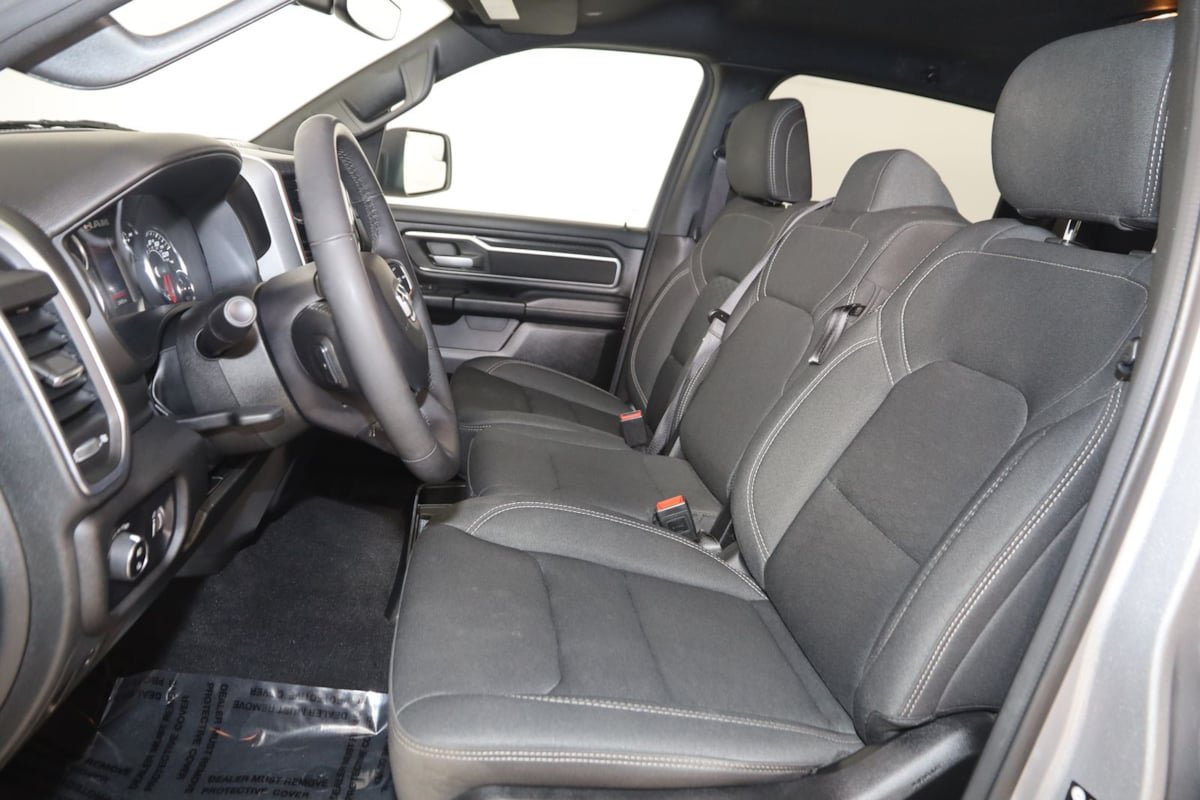 Used 2025 RAM 1500 Big Horn AWD/4WD image 7