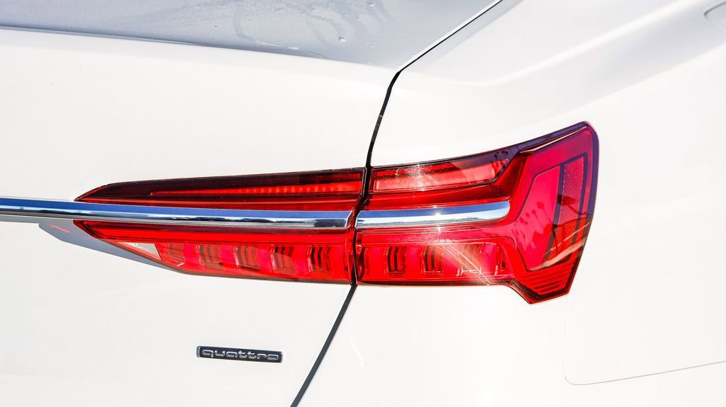 Used 2024 Audi A6 Premium Plus image 10