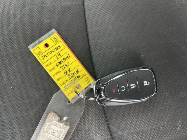 Used 2019 Chevrolet Trax LT w/ LT Convenience Package FWD image 33