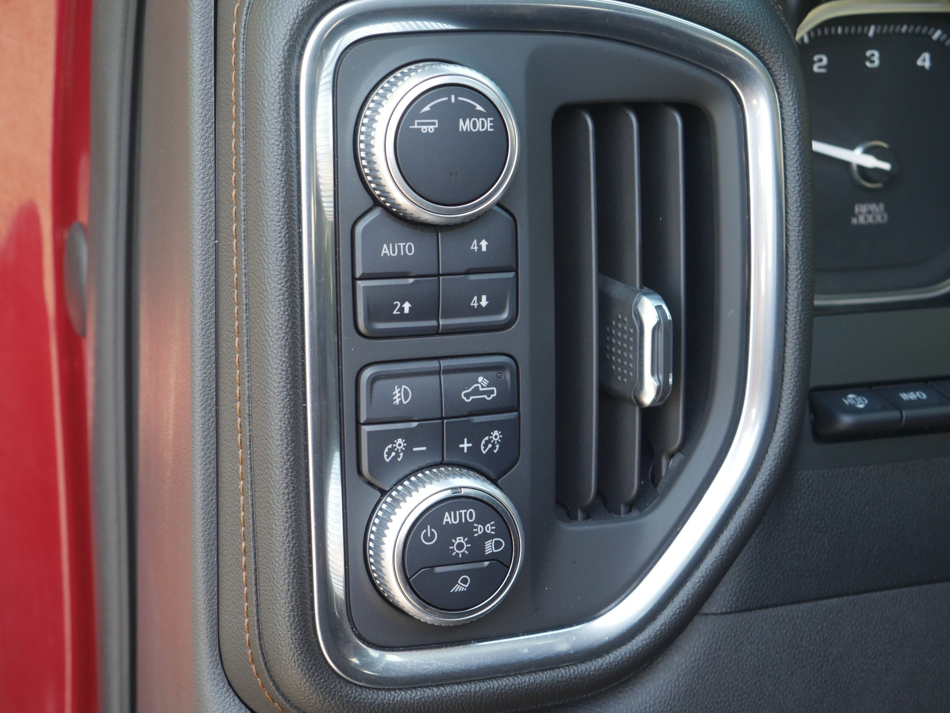 Used 2020 GMC Sierra 1500 AT4 w/ AT4 Premium Package AWD/4WD image 6