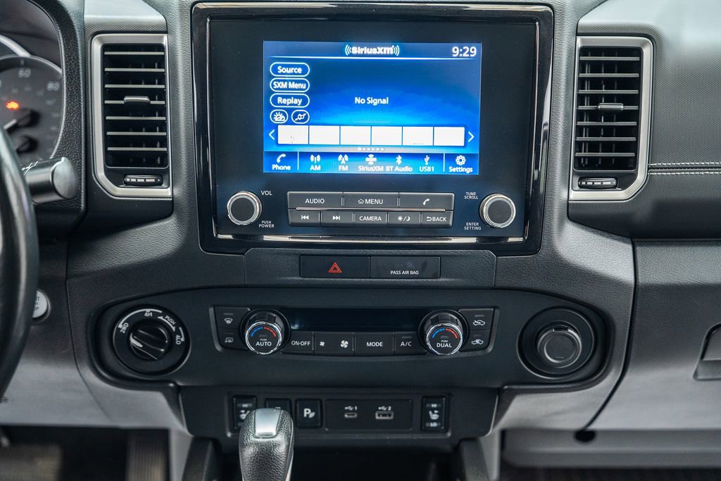 Used 2022 Nissan Frontier SV AWD/4WD image 21