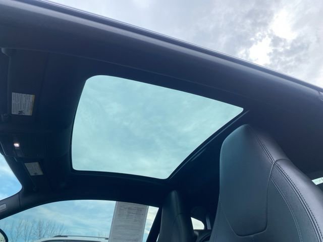 Used 2016 Jaguar F-TYPE S image 3