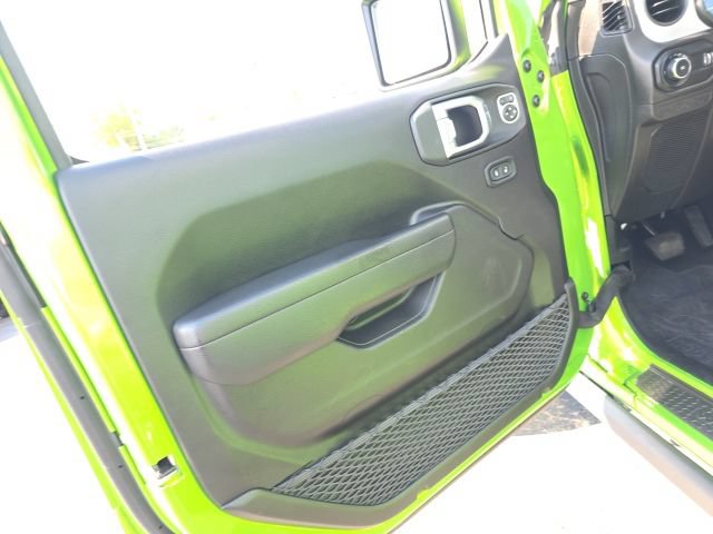 Used 2025 Jeep Wrangler Unlimited Sport AWD/4WD image 14