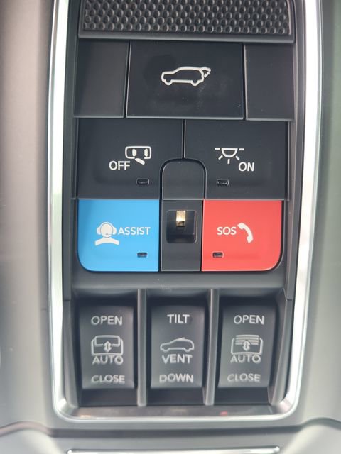 Used 2023 Jeep Wagoneer Series II AWD/4WD image 37