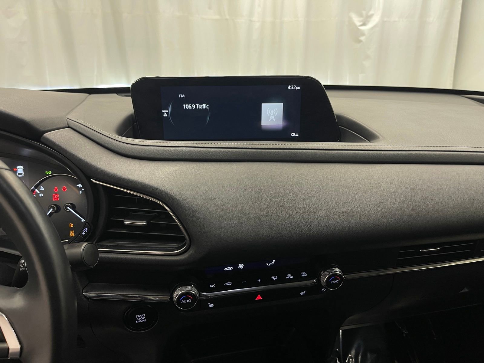 Used 2024 MAZDA CX-30 AWD 2.5 S w/ Preferred Package image 15