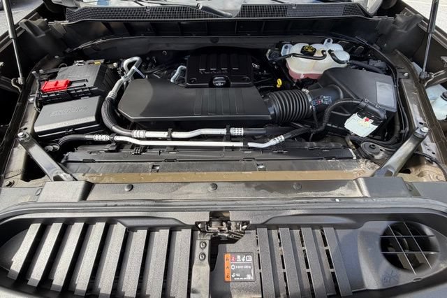 Certified 2023 Chevrolet Silverado 1500 LT AWD/4WD image 18