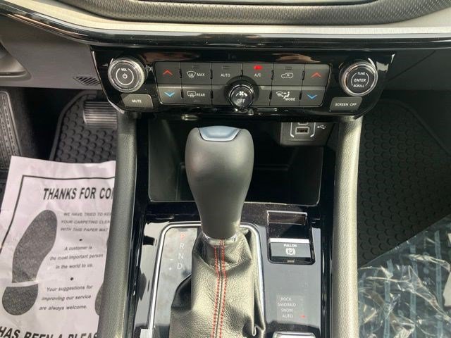 New 2026 Jeep Compass Trailhawk AWD/4WD image 18