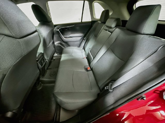 Certified 2024 Toyota RAV4 LE FWD image 22