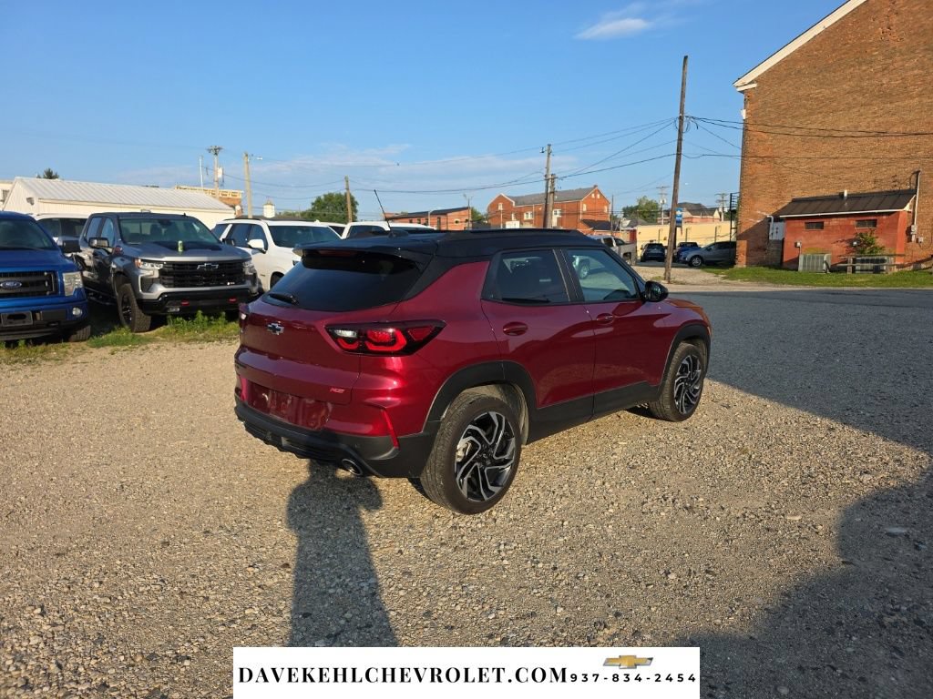 Used 2025 Chevrolet TrailBlazer RS w/ Convenience Package AWD/4WD image 5
