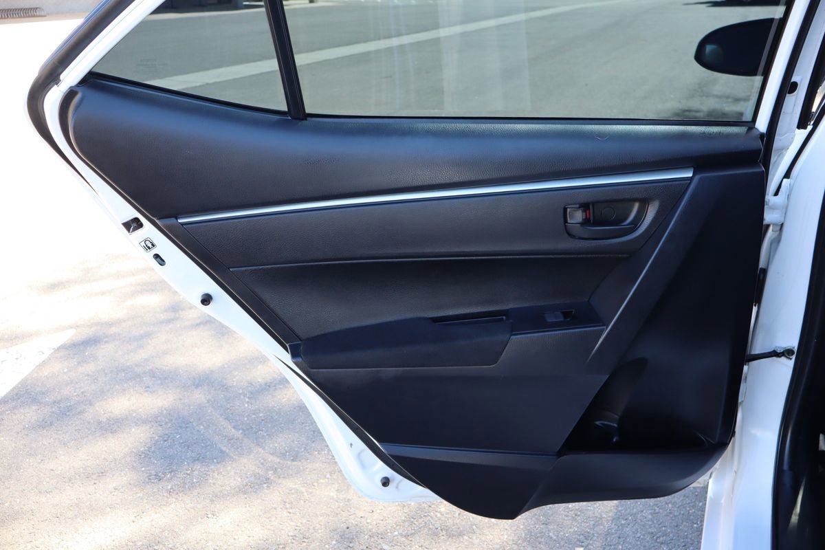 Used 2014 Toyota Corolla L image 24