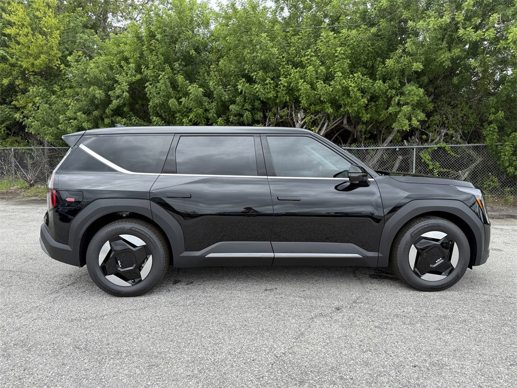 New 2026 Kia EV9 Light image 3