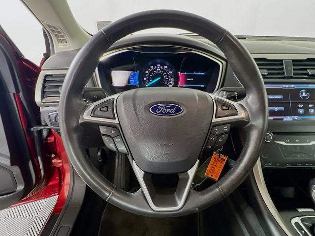 Used 2014 Ford Fusion SE w/ Equipment Group 202A image 12