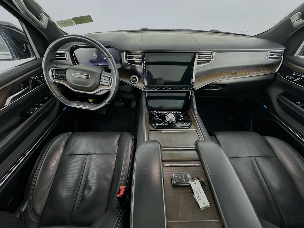 Used 2023 Jeep Grand Wagoneer 4WD image 10