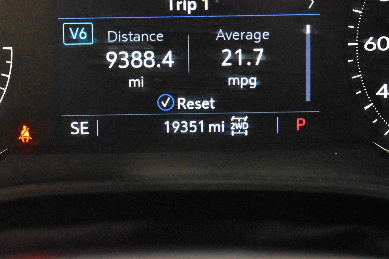 Certified 2025 Cadillac XT6 Premium Luxury image 25