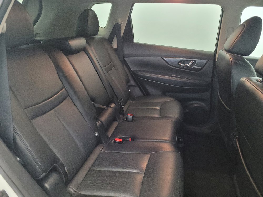 Used 2015 Nissan Rogue SL w/ SL Premium Package AWD/4WD image 19