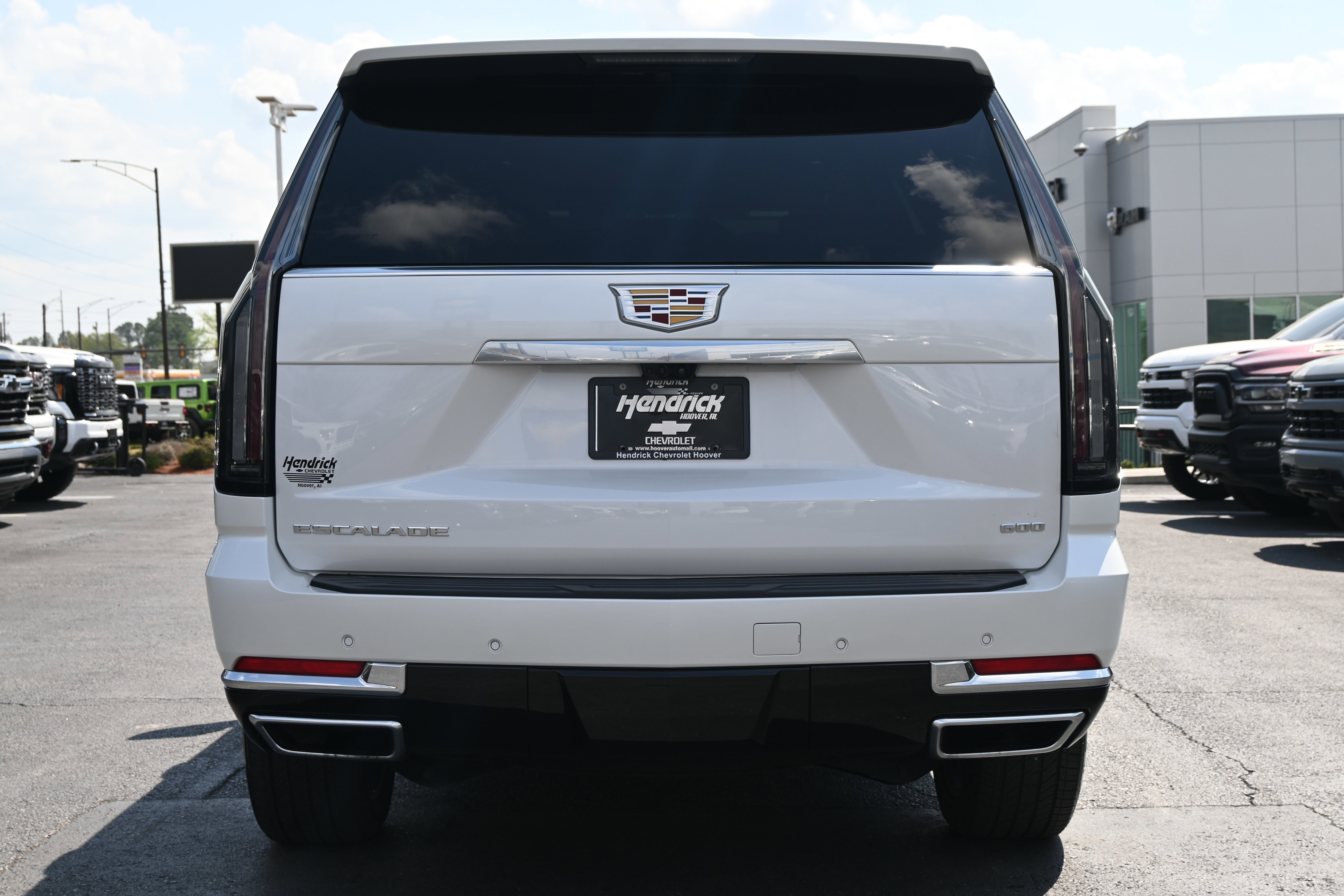 Used 2025 Cadillac Escalade Premium Luxury w/ Touring Package image 14