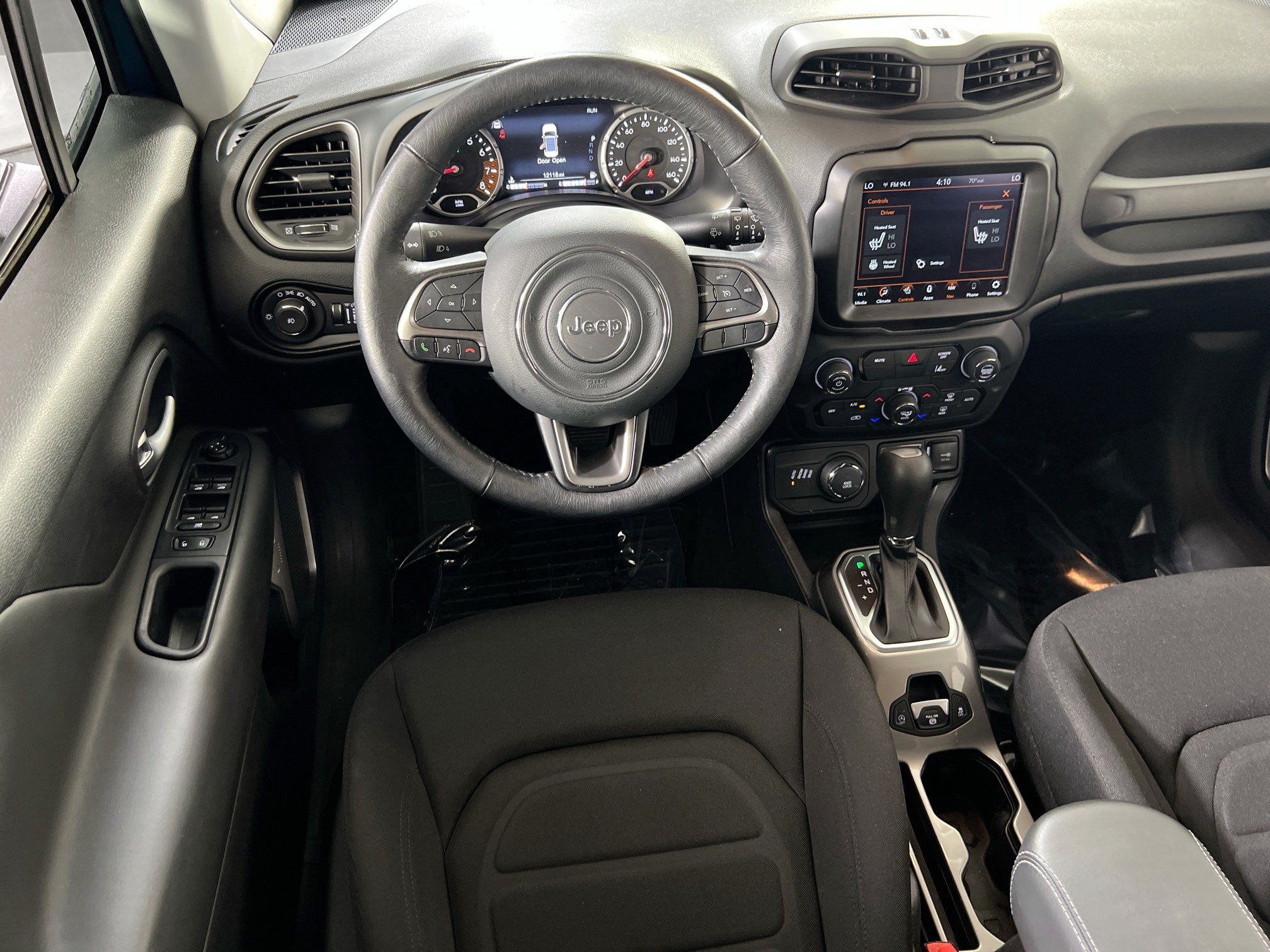 Used 2022 Jeep Renegade Latitude w/ Convenience Group AWD/4WD image 22