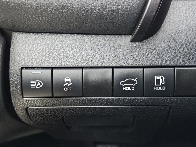 Used 2024 Toyota Camry SE image 20