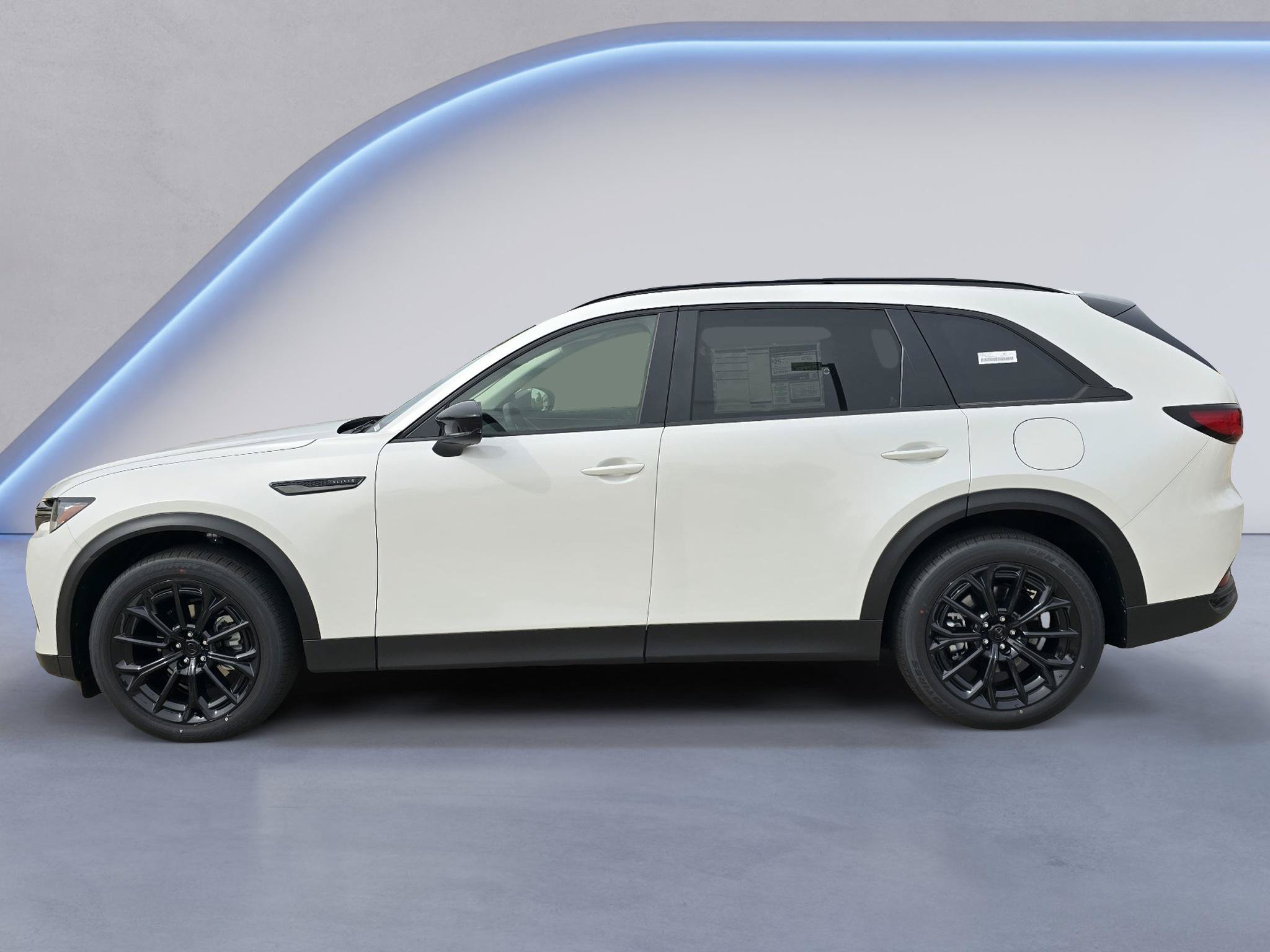 New 2026 MAZDA CX-70 3.3 Turbo w/ Preferred Package AWD/4WD image 2