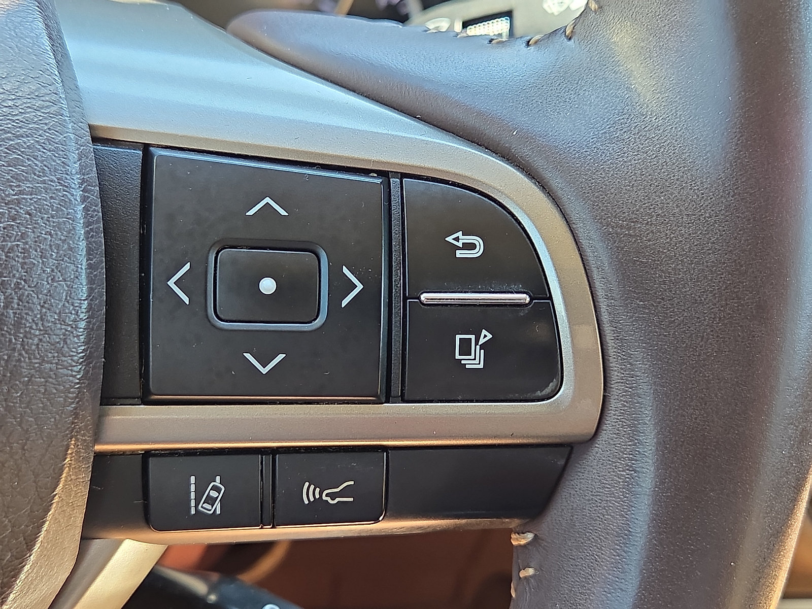 Used 2016 Lexus ES 350 w/ Luxury Package w/Wood Trim FWD image 22