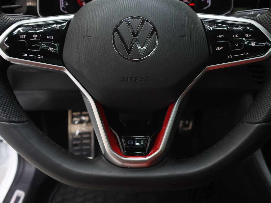 Used 2025 Volkswagen Jetta GLI Autobahn FWD image 17