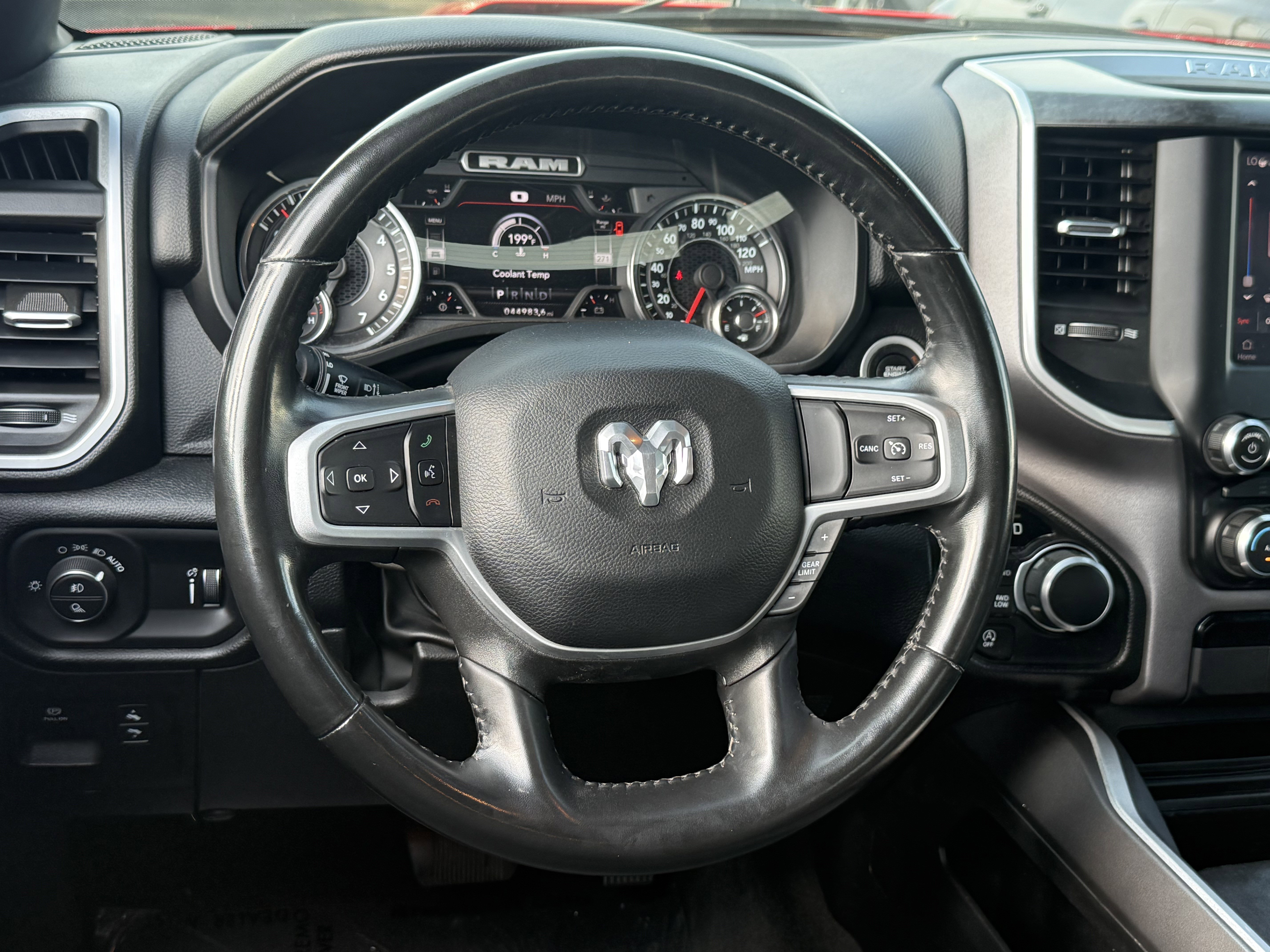 Used 2022 RAM 1500 Big Horn AWD/4WD image 25