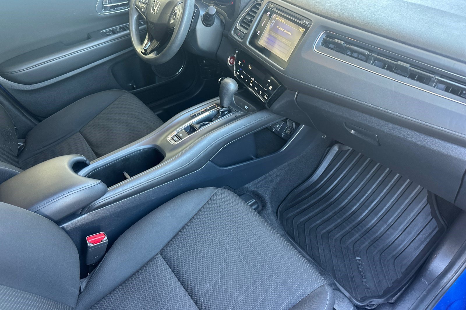 Used 2018 Honda HR-V EX image 19