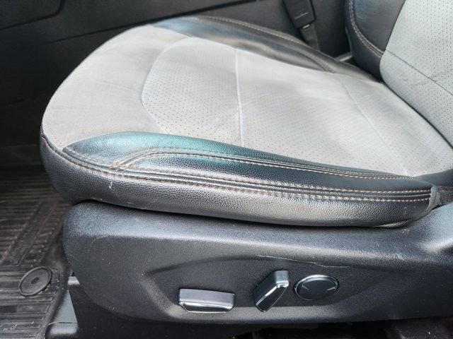 Used 2017 Ford Explorer XLT w/ Equipment Group 202A image 22