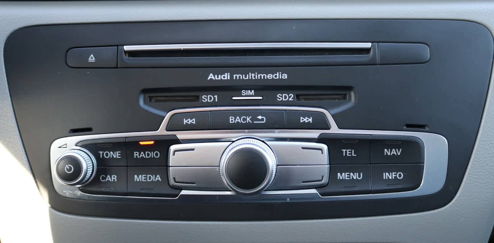 Used 2018 Audi Q3 2.0T Premium Plus w/ Premium Plus Package AWD/4WD image 20