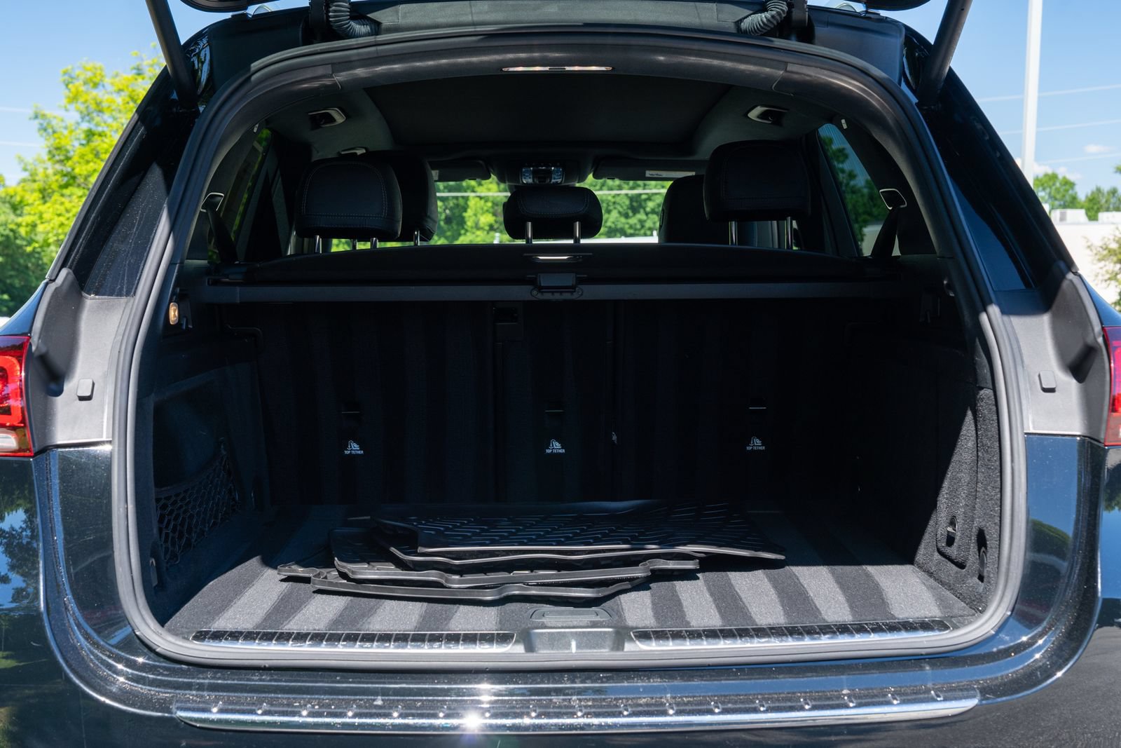 Used 2022 Mercedes-Benz GLE 450 4MATIC w/ Premium Package image 13