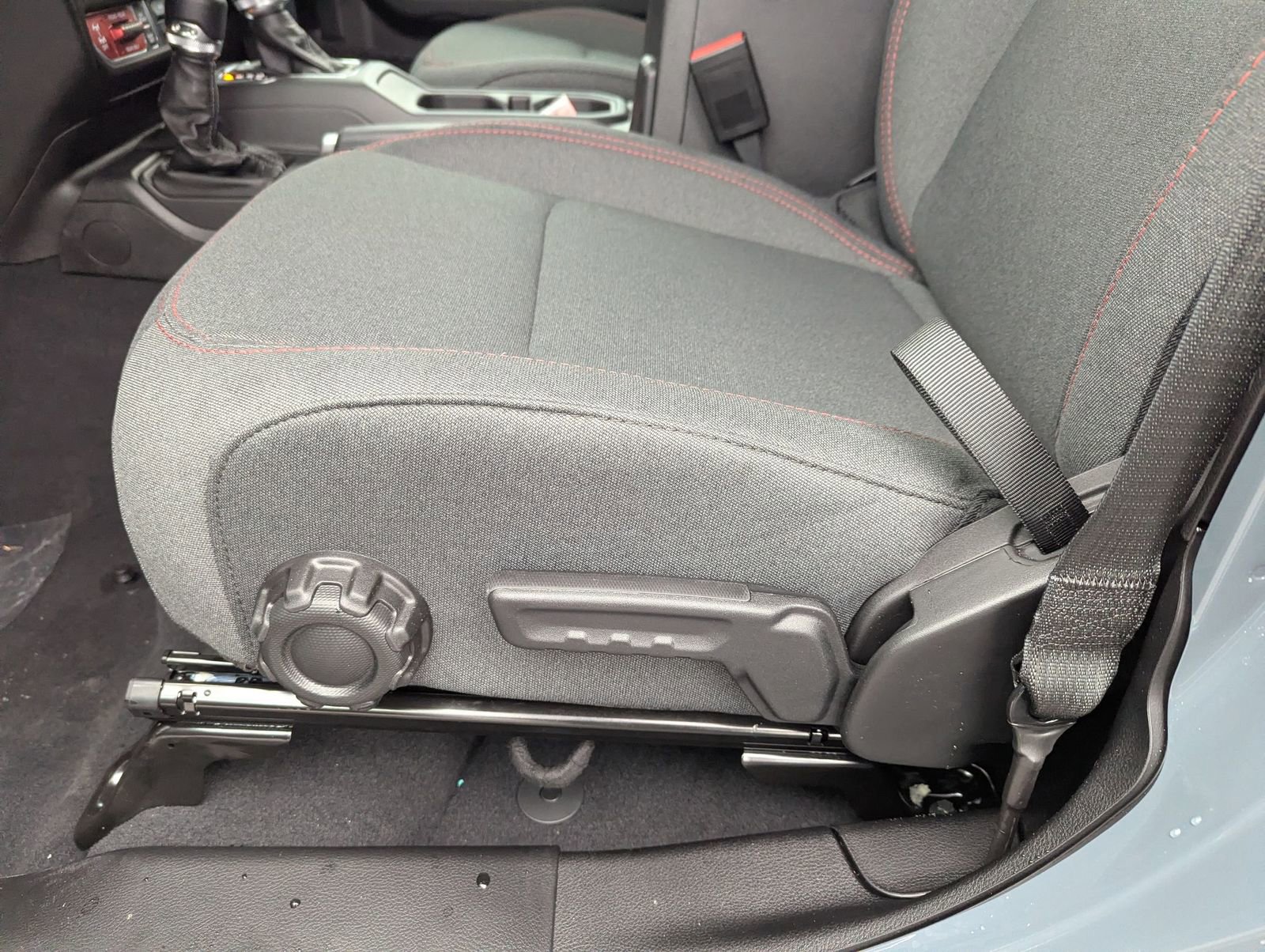 New 2026 Jeep Wrangler Unlimited Rubicon w/ Safety Group image 9