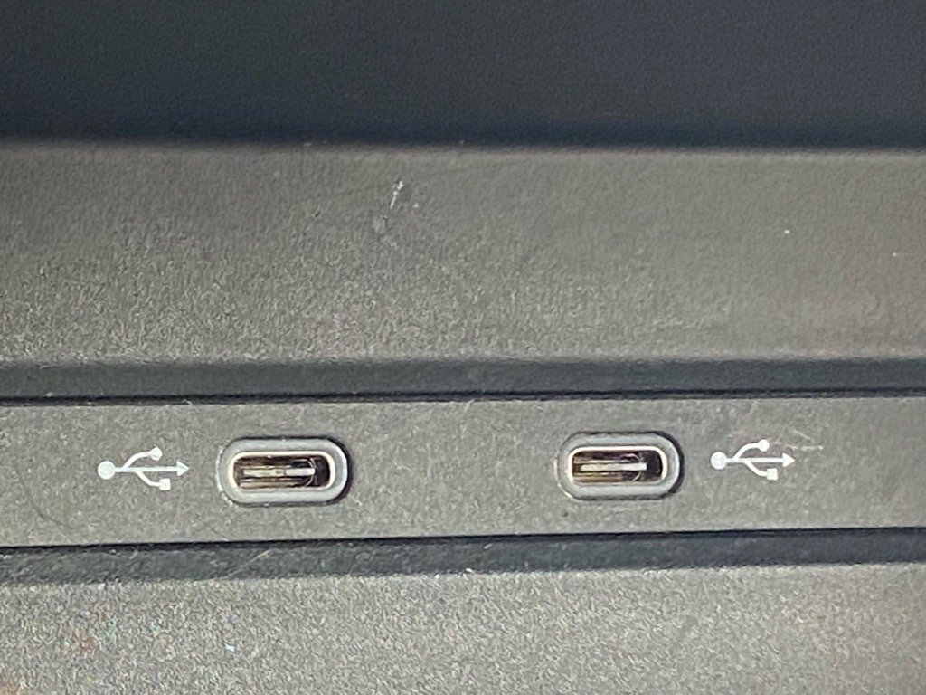 Certified 2023 Volkswagen Taos SE w/ Panoramic Sunroof Package image 16