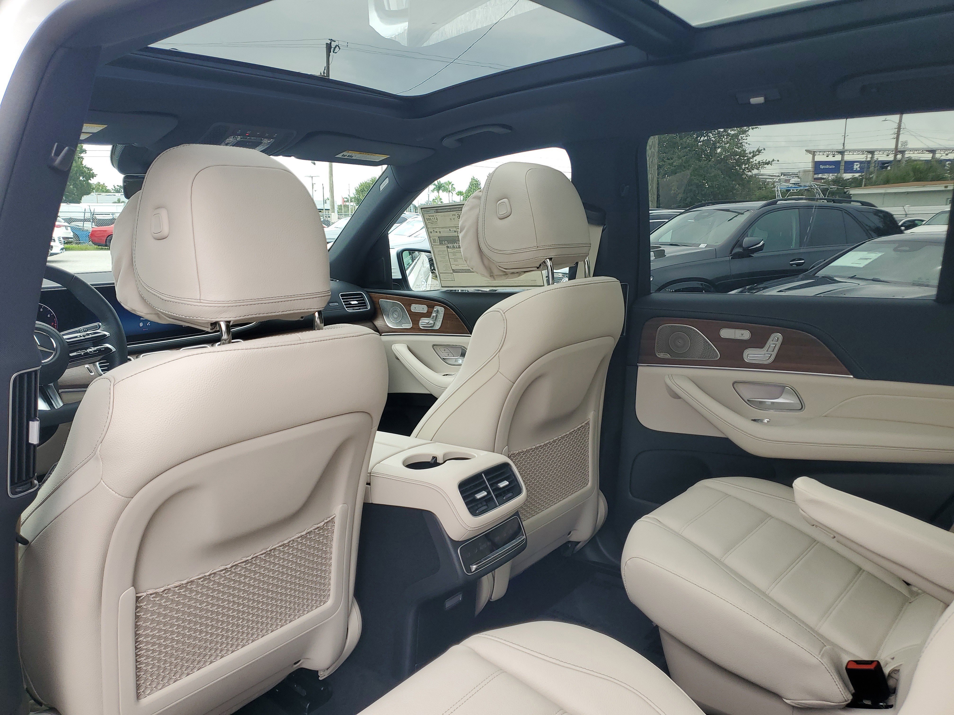 New 2026 Mercedes-Benz GLS 580 4MATIC image 13