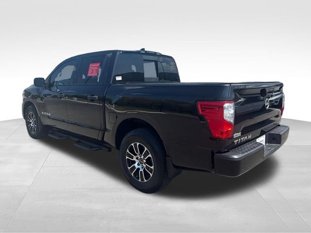 Certified 2024 Nissan Titan SV w/ SV Convenience Package RWD image 4
