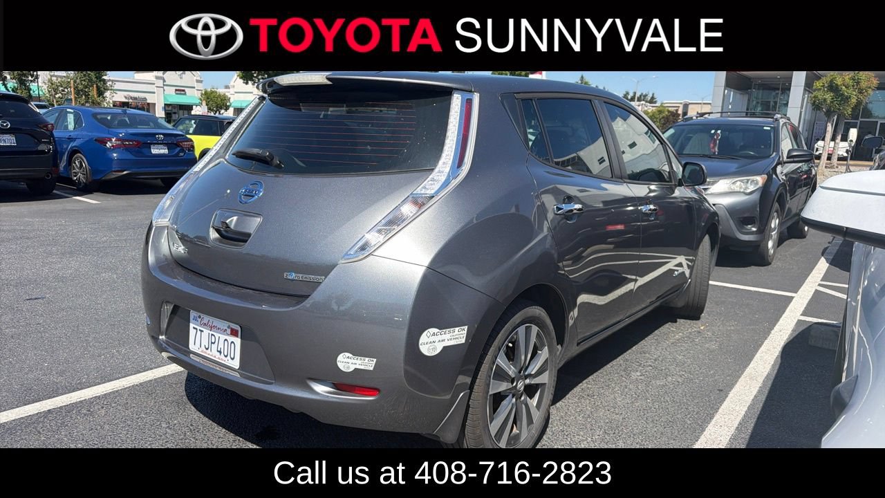 Used 2016 Nissan Leaf SL FWD image 2
