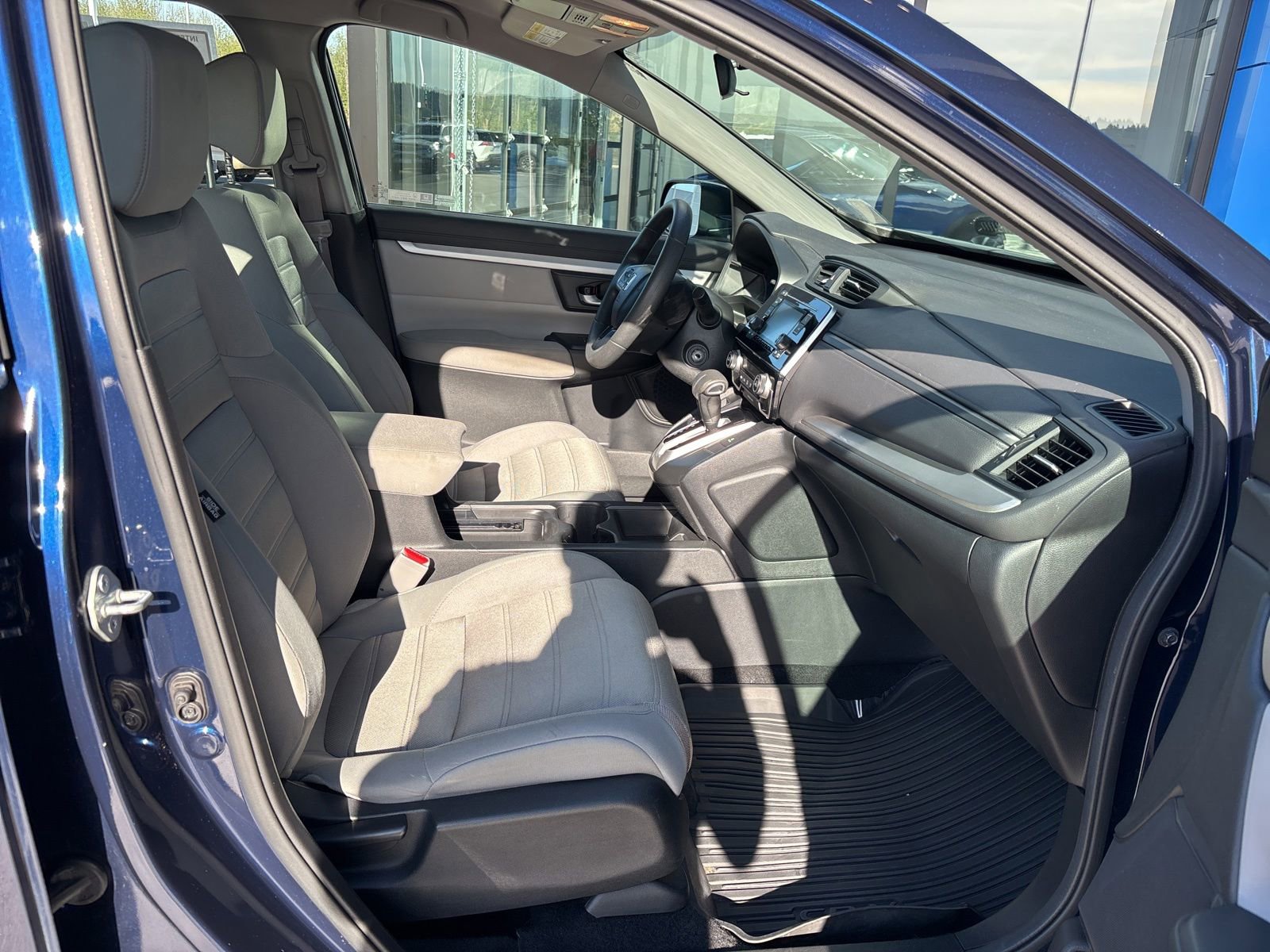 Used 2018 Honda CR-V LX image 17